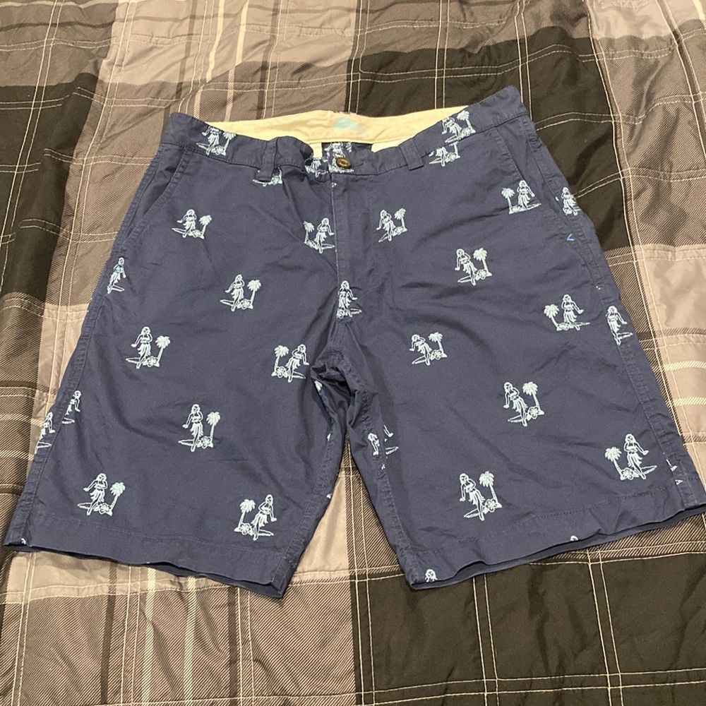 Embroidered hula tommy Bahama dress shorts size 32 waist